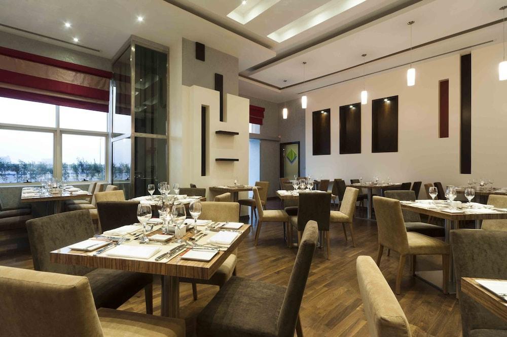 Magnum Hotel&suites West Bay Aparthotel 4*