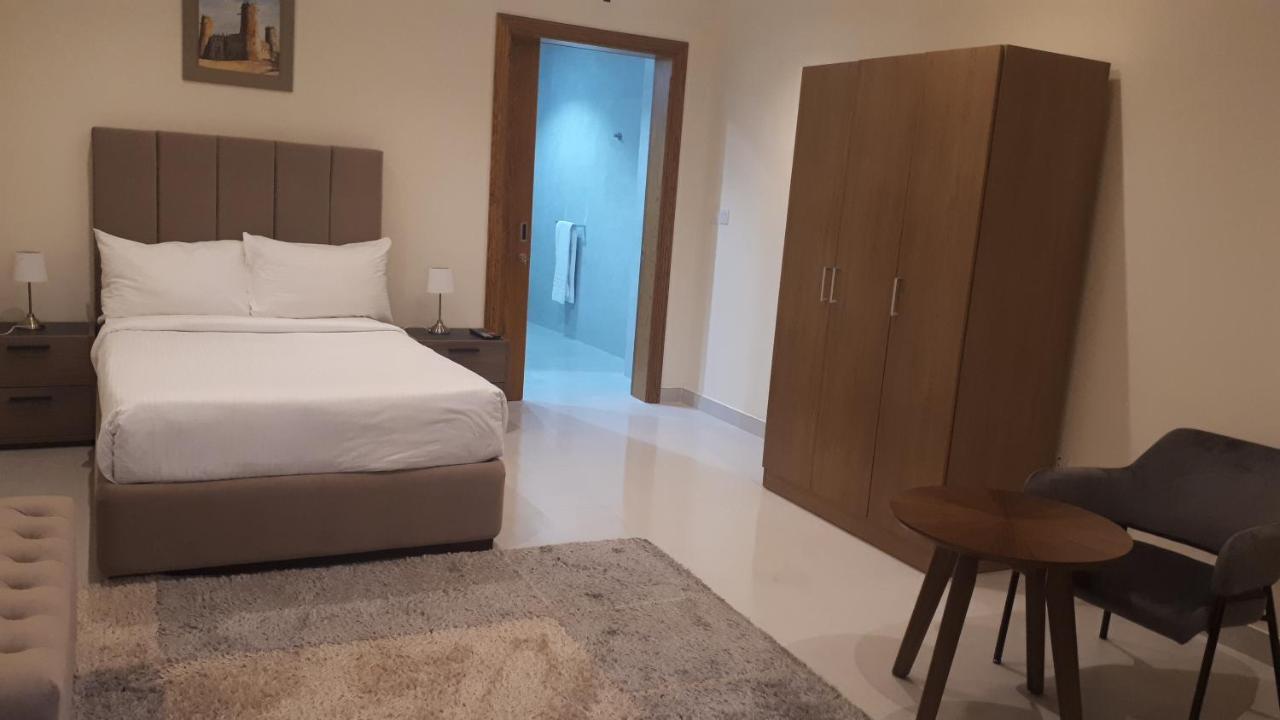 Magnum Hotel&suites West Bay