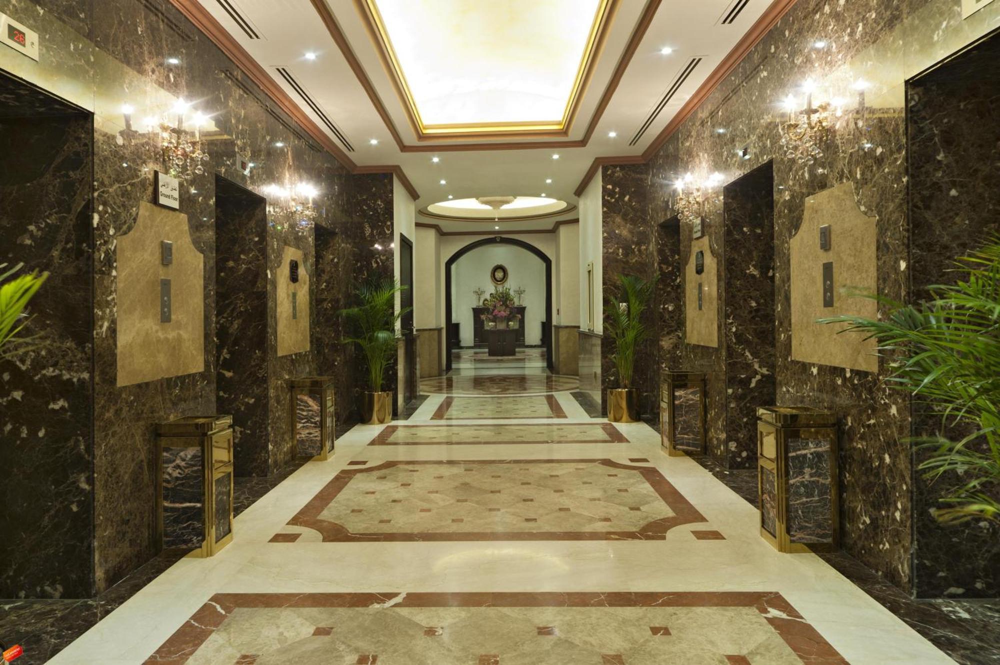 Magnum Hotel&suites West Bay