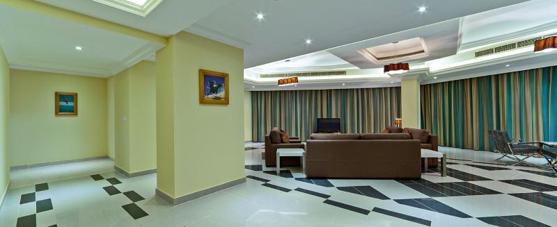 Magnum Hotel&suites West Bay